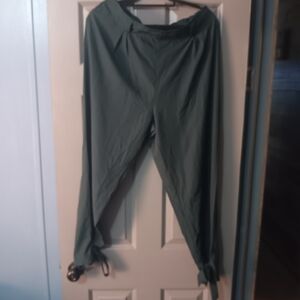 Lightweight Drawstring Trousers in Sage Green